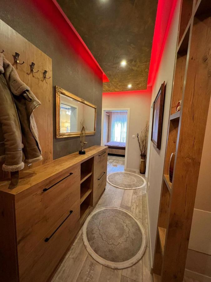 Luxurious Apartment With City View Pristina Exterior foto